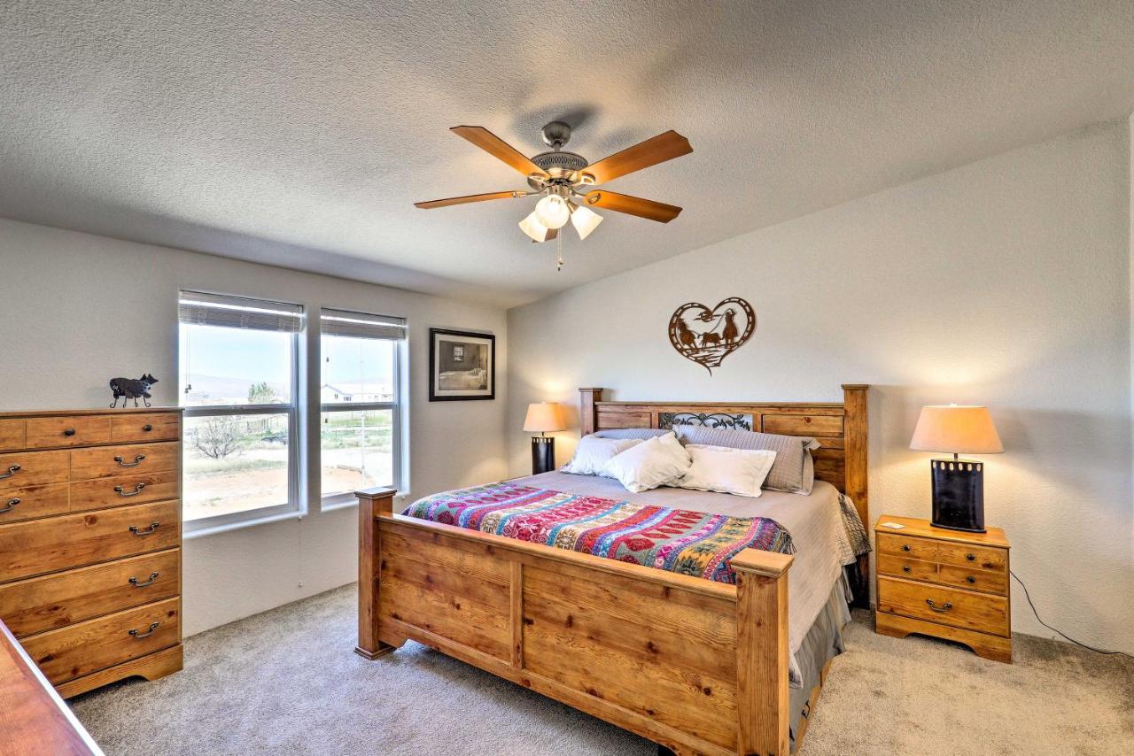 Desert Escape Off I-10 With Over 1 Enclosed Acre! Mescal 외부 사진